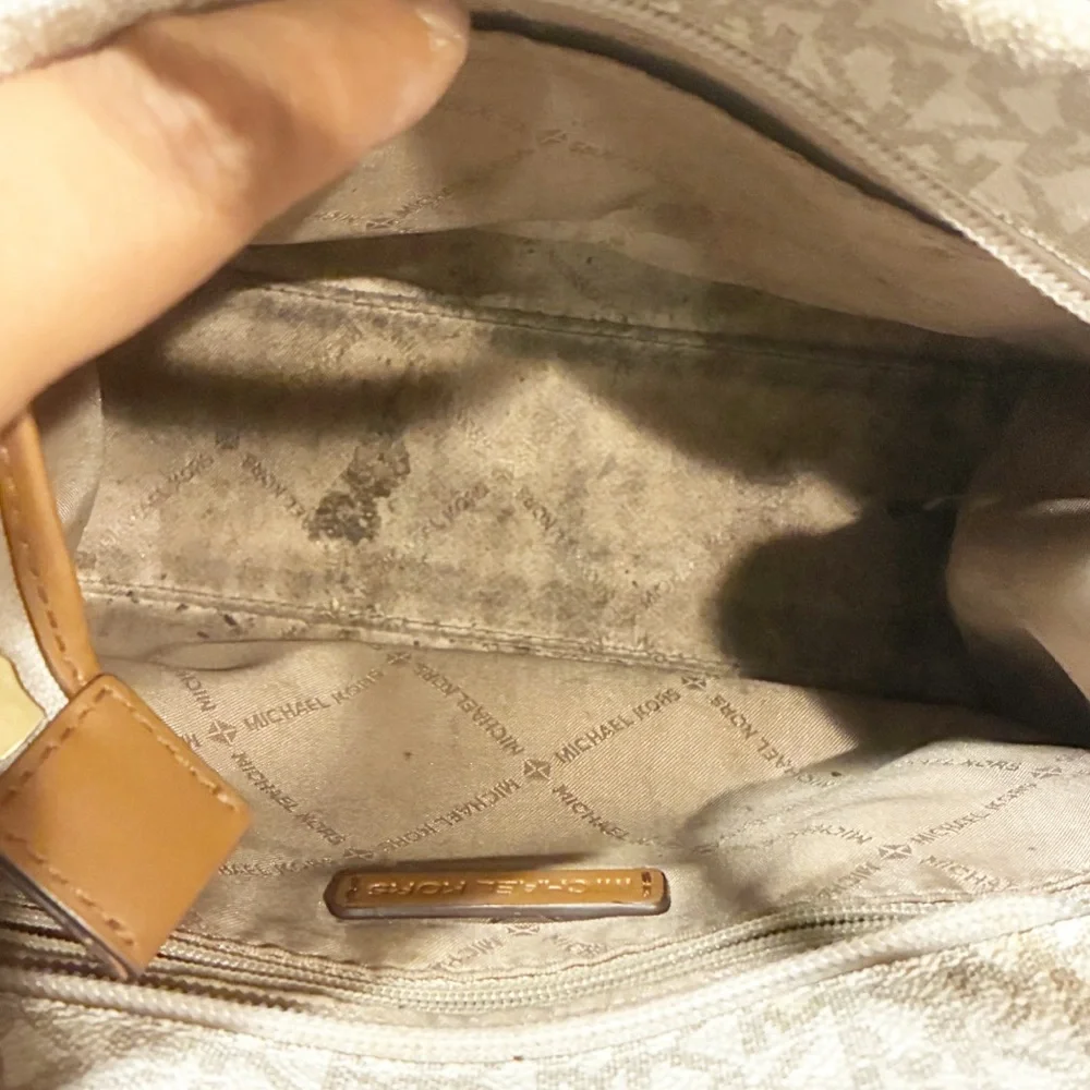 Michael Kors MK Small Vanilla Messenger Handbag Bag Purse‎ Shopper Lady